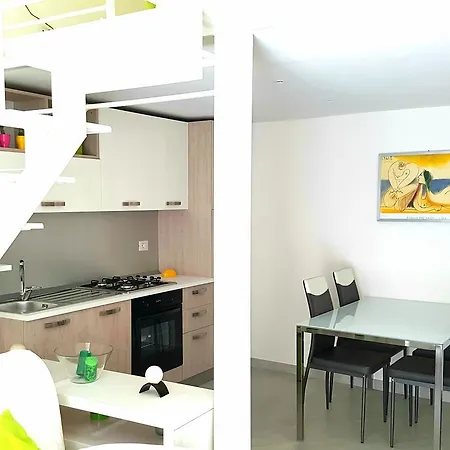 Dante - Centro Бари